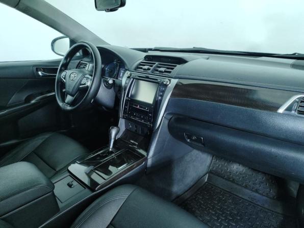Toyota Camry VII (XV50) Рестайлинг с пробегом 2015 года, цена 1 399 000 рублей, 175582 км, седан, Автокод Объявления