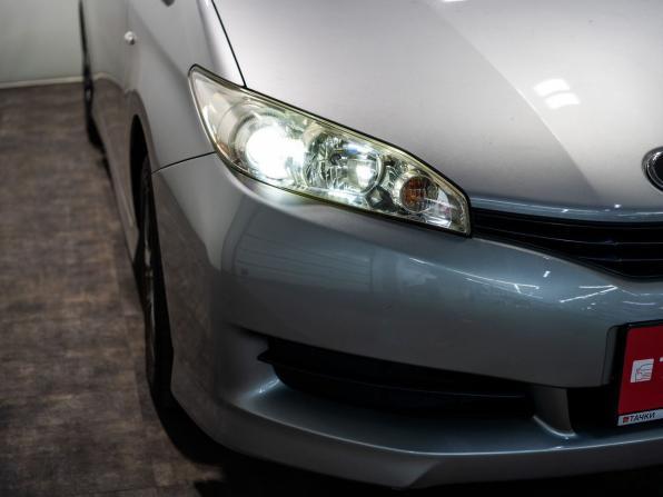 Toyota Wish II с пробегом 2009 года, цена 1 300 000 рублей, 65209 км, минивэн, Автокод Объявления