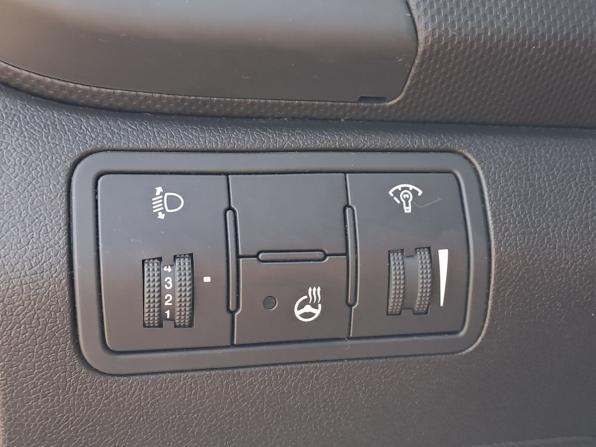 Hyundai Solaris I Рестайлинг с пробегом 2016 года, цена 1 005 000 рублей, 162980 км, хэтчбек, Автокод Объявления