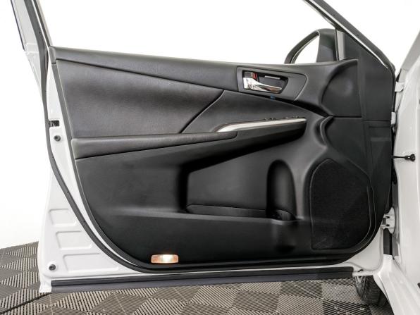 Toyota Camry VII (XV50) Рестайлинг с пробегом 2017 года, цена 2 372 750 рублей, 120300 км, седан, Автокод Объявления