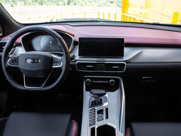 Geely Coolray I с пробегом 2023 года, цена 1 850 000 рублей, 41508 км, внедорожник, Автокод Объявления