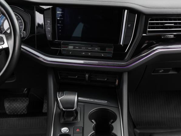 Volkswagen Touareg III с пробегом 2018 года, цена 4 598 000 рублей, 126612 км, внедорожник, Автокод Объявления