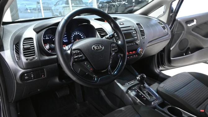 Kia Cerato III Рестайлинг (Classic) с пробегом 2019 года, цена 1 395 000 рублей, 156000 км, седан, Автокод Объявления