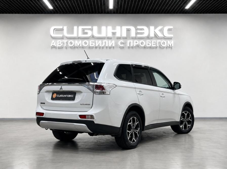 Mitsubishi Outlander III Рестайлинг Кемерово  - изображение 4