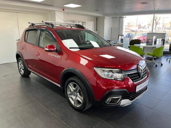 Renault Sandero II Рестайлинг с пробегом 2019 года, цена 1 108 000 рублей, 117300 км, хэтчбек, Автокод Объявления