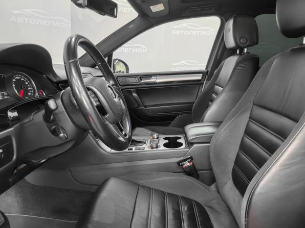 Volkswagen Touareg II Рестайлинг с пробегом 2016 года, цена 3 150 000 рублей, 163684 км, внедорожник, Автокод Объявления