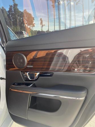 Jaguar XJ IV (X351) Рестайлинг с пробегом 2016 года, цена 3 954 000 рублей, 41953 км, седан, Автокод Объявления