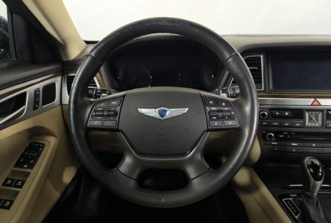 Hyundai Genesis II с пробегом 2015 года, цена 1 850 000 рублей, 163395 км, седан, Автокод Объявления