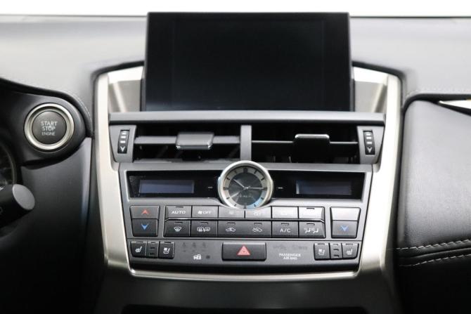 Lexus NX I с пробегом 2015 года, цена 2 855 000 рублей, 157734 км, внедорожник, Автокод Объявления