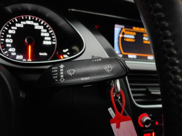 Audi A4 IV (B8) Рестайлинг с пробегом 2014 года, цена 1 099 000 рублей, 142000 км, седан, Автокод Объявления