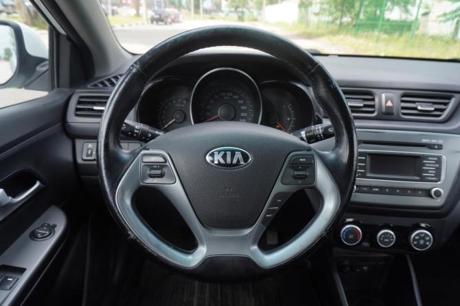 Kia Rio III Рестайлинг с пробегом 2015 года, цена 930 000 рублей, 161740 км, седан, Автокод Объявления