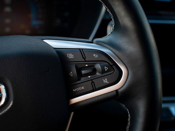Geely Atlas Pro с пробегом 2023 года, цена 2 280 000 рублей, 22718 км, внедорожник, Автокод Объявления