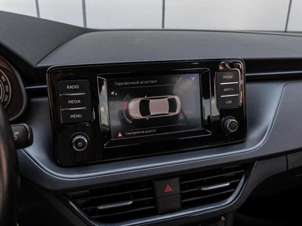 Skoda Rapid II с пробегом 2021 года, цена 1 252 000 рублей, 162896 км, лифтбек, Автокод Объявления
