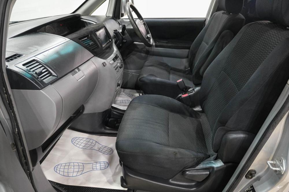 Toyota Voxy I (R60) Новокузнецк  - изображение 13