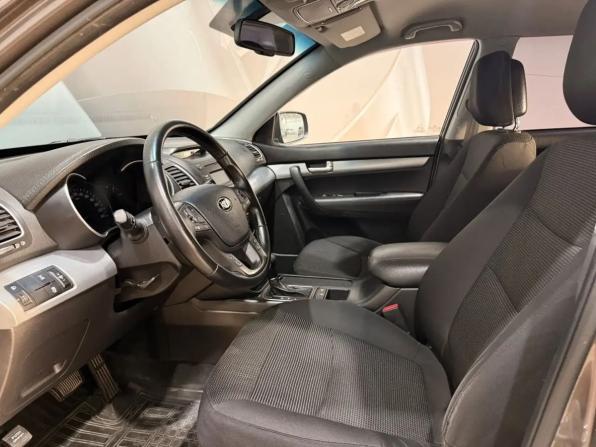 Kia Sorento II Рестайлинг с пробегом 2013 года, цена 1 520 000 рублей, 196000 км, внедорожник, Автокод Объявления