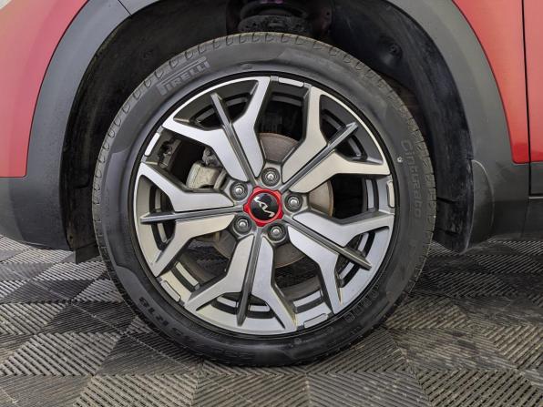 Kia Seltos I с пробегом 2022 года, цена 2 190 000 рублей, 76168 км, внедорожник, Автокод Объявления