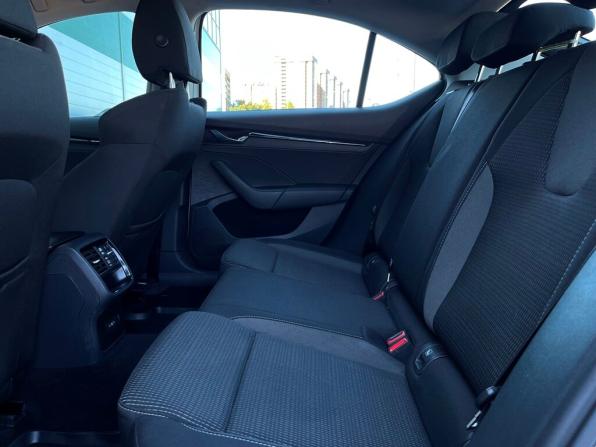 Skoda Octavia IV (A8) с пробегом 2021 года, цена 2 181 300 рублей, 104616 км, лифтбек, Автокод Объявления