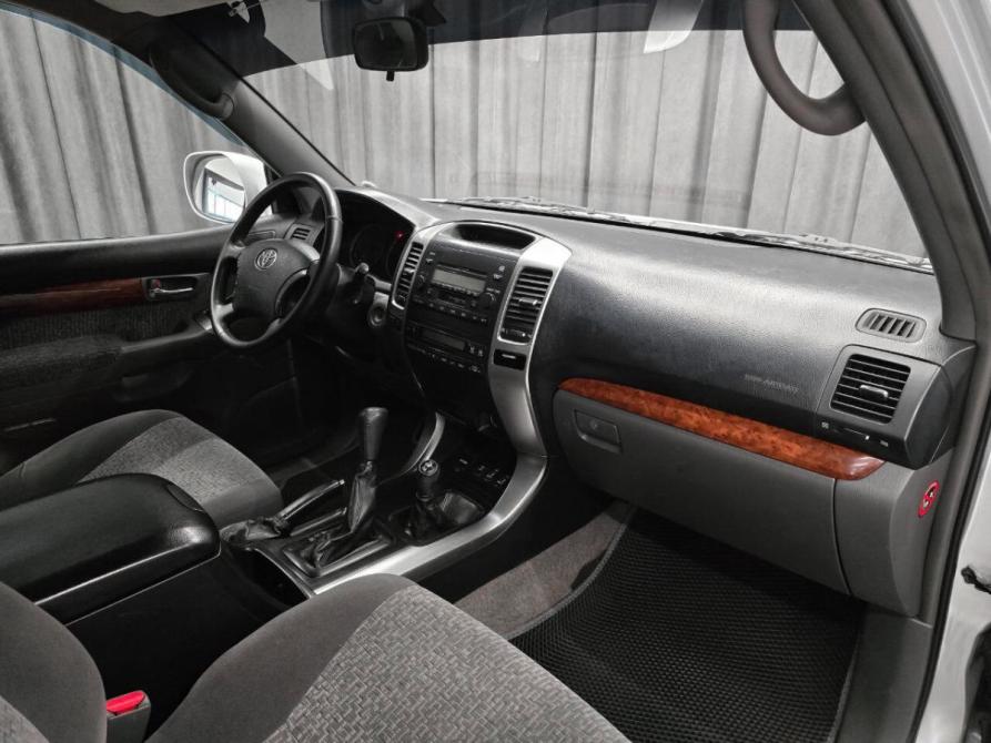 Toyota Land Cruiser Prado 120 Series Рестайлинг Красноярск  - изображение 13