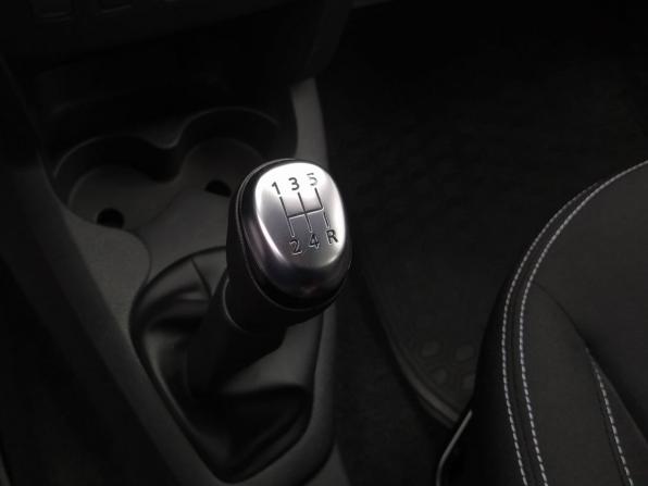 Renault Logan II Рестайлинг с пробегом 2021 года, цена 1 200 000 рублей, 59021 км, седан, Автокод Объявления