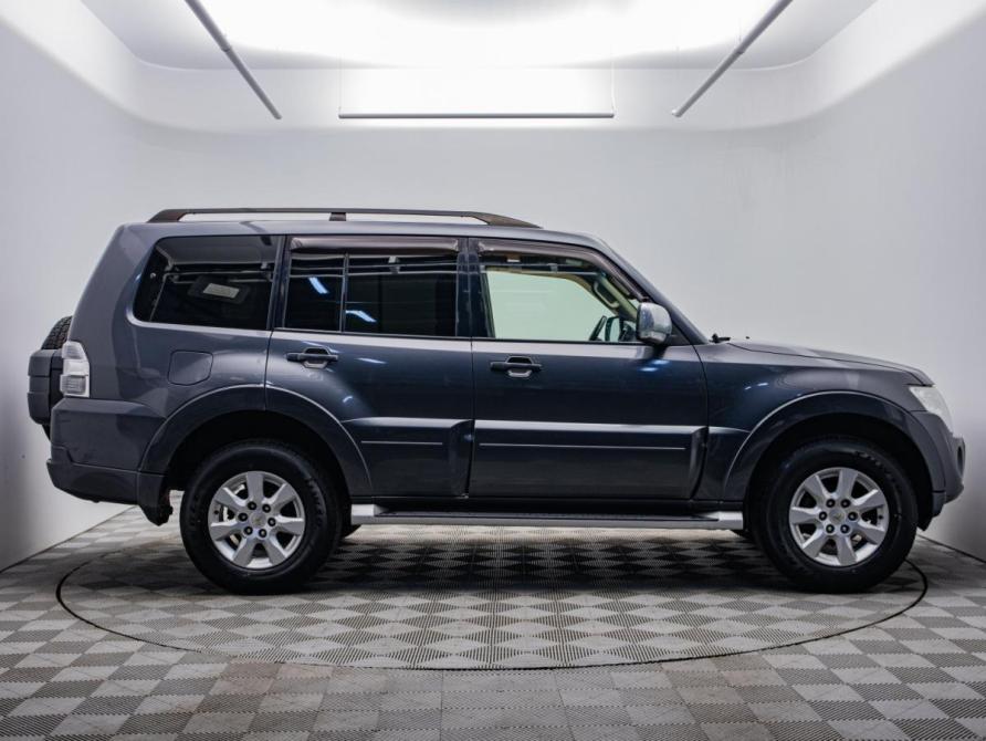 Mitsubishi Pajero IV Рестайлинг 1 Москва  - изображение 6