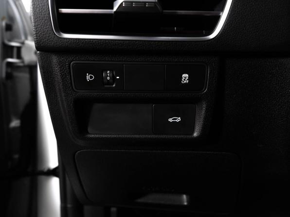 Hyundai Sonata VIII (DN8) Рестайлинг с пробегом 2024 года, цена 4 400 000 рублей, 12793 км, седан, Автокод Объявления