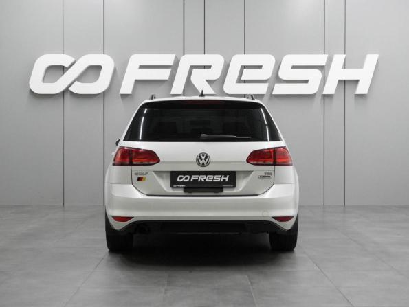 Volkswagen Golf VII с пробегом 2015 года, цена 1 319 000 рублей, 146767 км, универсал, Автокод Объявления