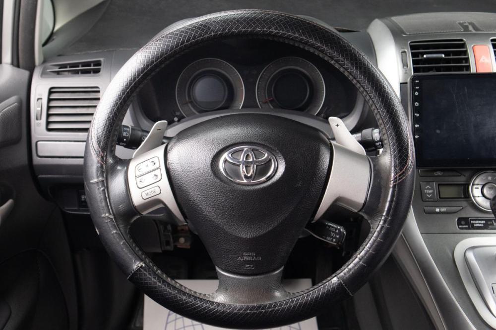 Toyota Auris I Оренбург  - изображение 10