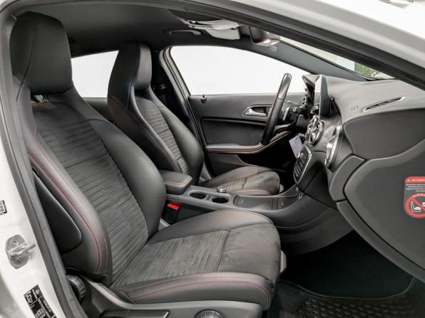 Mercedes-Benz GLA I (X156) с пробегом 2016 года, цена 2 590 000 рублей, 77926 км, внедорожник, Автокод Объявления