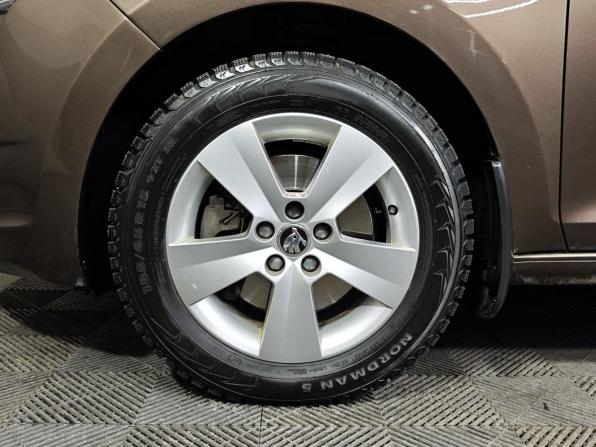 Skoda Rapid II с пробегом 2020 года, цена 1 295 000 рублей, 131288 км, лифтбек, Автокод Объявления