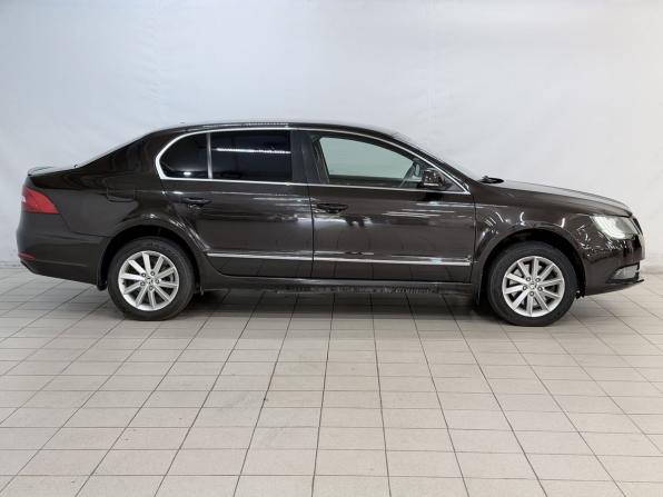 Skoda Superb II Рестайлинг с пробегом 2013 года, цена 839 000 рублей, 232260 км, лифтбек, Автокод Объявления