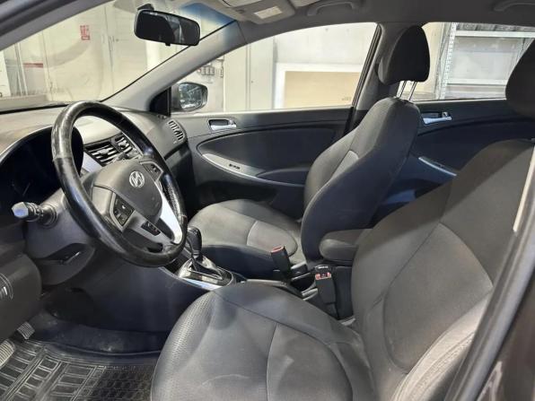 Hyundai Solaris I Рестайлинг с пробегом 2016 года, цена 989 000 рублей, 187558 км, хэтчбек, Автокод Объявления