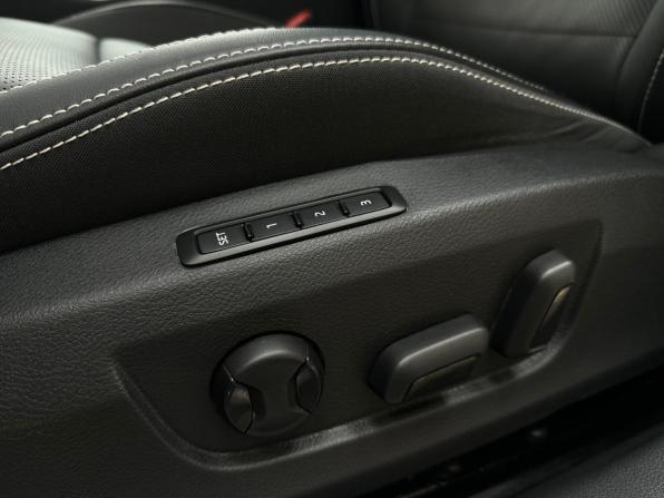 Skoda Superb III Рестайлинг с пробегом 2024 года, цена 3 620 000 рублей, 38400 км, лифтбек, Автокод Объявления