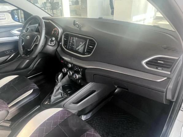 Lada (ВАЗ) Vesta I Рестайлинг (NG) с пробегом 2024 года, цена 1 345 000 рублей, 33500 км, седан, Автокод Объявления