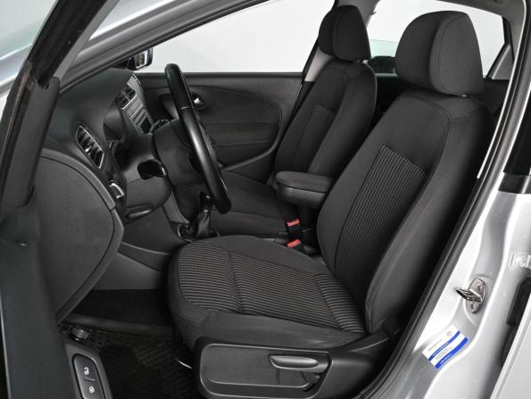 Volkswagen Polo V с пробегом 2014 года, цена 949 000 рублей, 137875 км, седан, Автокод Объявления