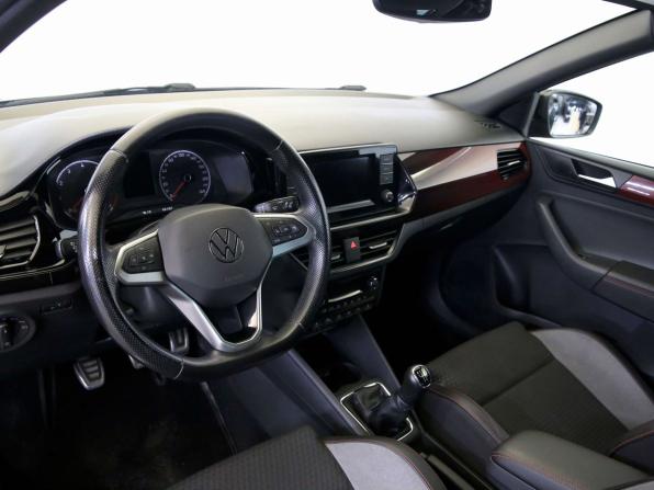 Volkswagen Polo VI с пробегом 2021 года, цена 1 590 000 рублей, 92255 км, лифтбек, Автокод Объявления