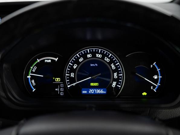 Toyota Esquire I Рестайлинг с пробегом 2017 года, цена 2 200 000 рублей, 207366 км, минивэн, Автокод Объявления