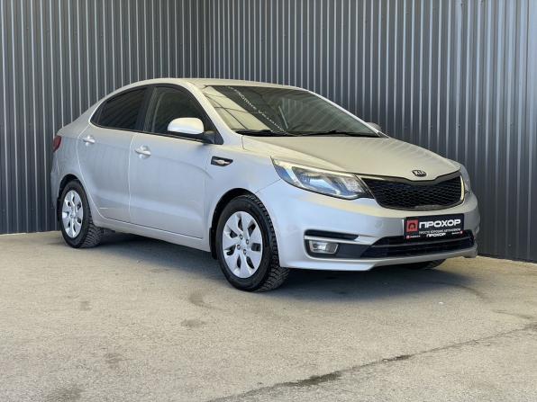 Kia Rio III Рестайлинг с пробегом 2016 года, цена 952 000 рублей, 108998 км, седан, Автокод Объявления