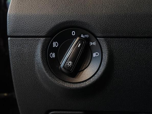 Skoda Octavia III (A7) Рестайлинг с пробегом 2017 года, цена 1 650 000 рублей, 128878 км, лифтбек, Автокод Объявления