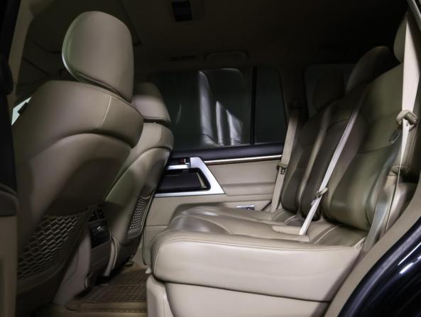 Toyota Land Cruiser 200 Series Рестайлинг 2 с пробегом 2020 года, цена 6 700 000 рублей, 206474 км, внедорожник, Автокод Объявления