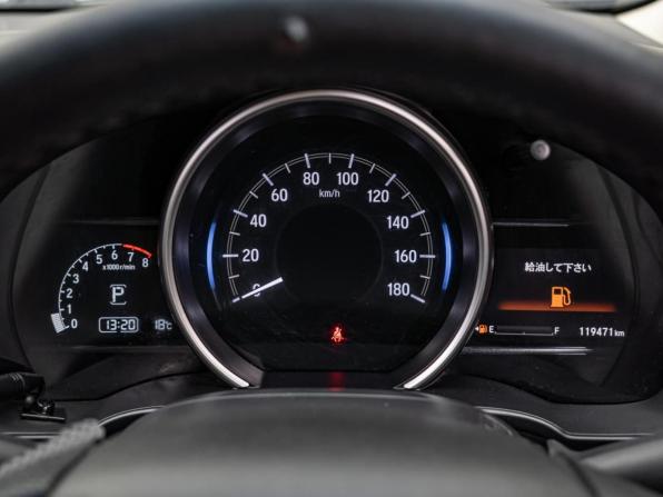 Honda Fit III Рестайлинг с пробегом 2019 года, цена 1 250 000 рублей, 119471 км, хэтчбек, Автокод Объявления