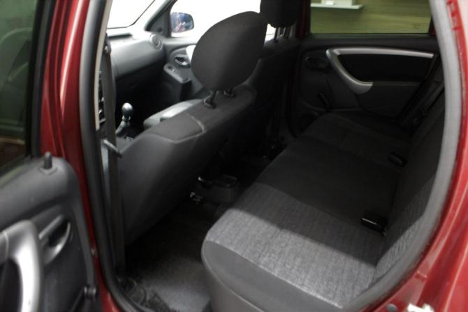 Renault Duster I с пробегом 2013 года, цена 1 050 000 рублей, 134386 км, внедорожник, Автокод Объявления