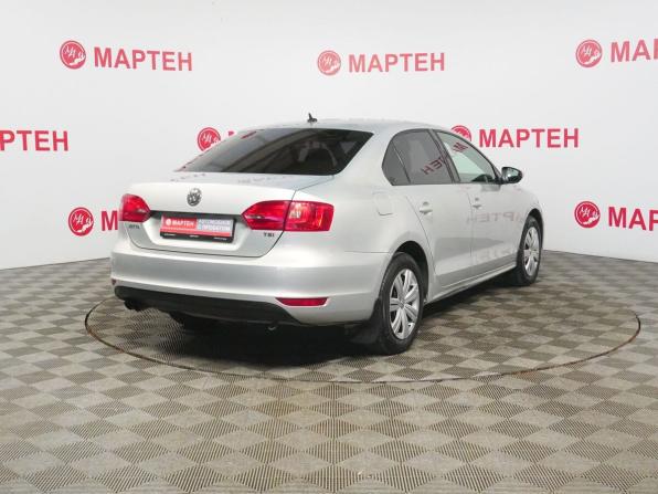 Volkswagen Jetta VI Рестайлинг с пробегом 2014 года, цена 739 000 рублей, 339028 км, седан, Автокод Объявления