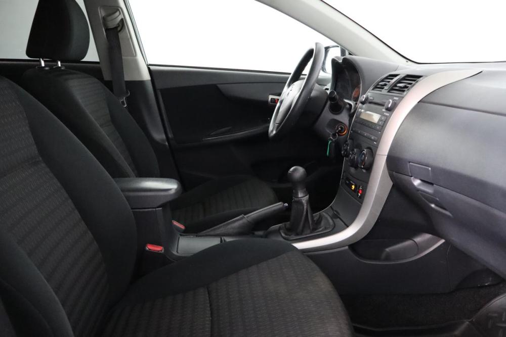 Toyota Corolla X (E140 E150) Санкт-Петербург  - изображение 11