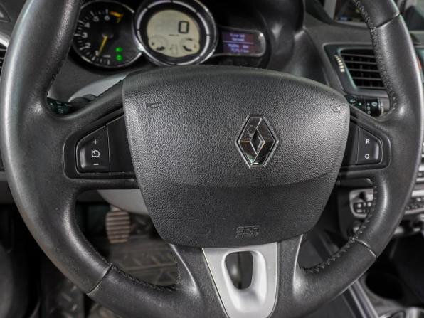 Renault Megane III с пробегом 2011 года, цена 1 059 000 рублей, 95896 км, хэтчбек, Автокод Объявления