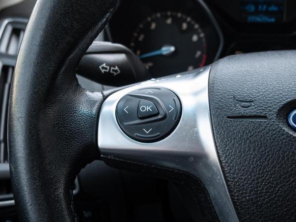 Ford Focus III с пробегом 2011 года, цена 790 000 рублей, 277472 км, хэтчбек, Автокод Объявления