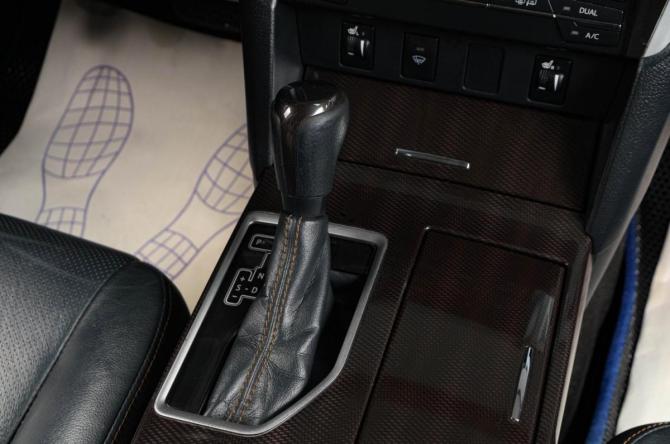 Toyota Camry VII (XV50) Рестайлинг с пробегом 2016 года, цена 1 999 000 рублей, 220000 км, седан, Автокод Объявления