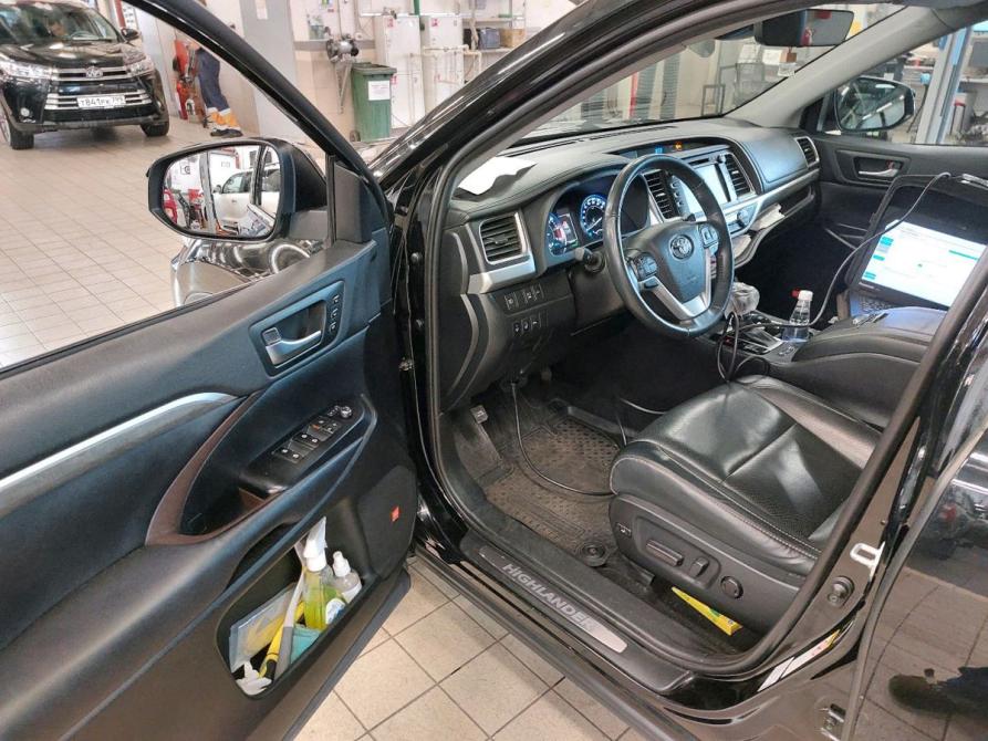 Toyota Highlander III (XU50) Рестайлинг Москва  - изображение 5