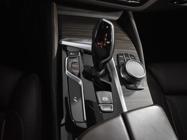 BMW 5 серии VII (G30/G31/G38) с пробегом 2020 года, цена 3 900 000 рублей, 139330 км, седан, Автокод Объявления