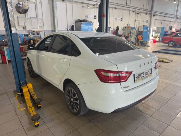 Lada (ВАЗ) Vesta I с пробегом 2019 года, цена 845 000 рублей, 57671 км, седан, Автокод Объявления