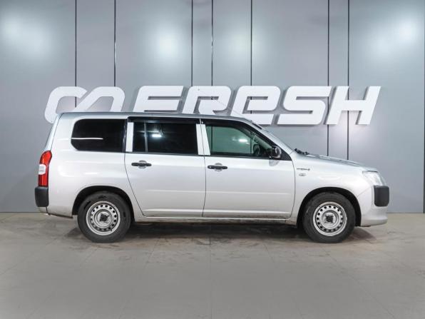 Toyota Probox I Рестайлинг с пробегом 2019 года, цена 1 274 000 рублей, 144214 км, универсал, Автокод Объявления